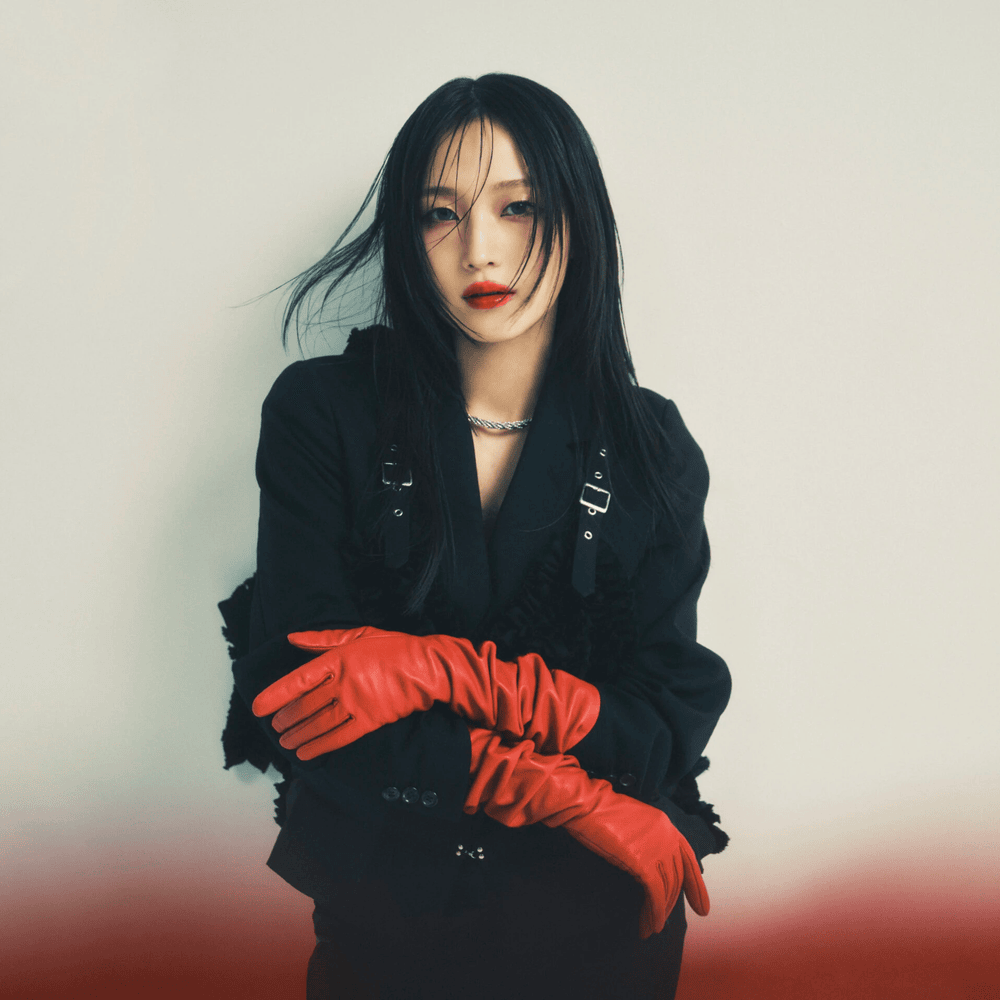 Photo of 鞘師里保 (Riho Sayashi)
