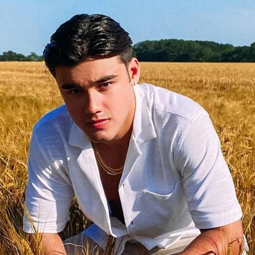 Photo of Bailey May