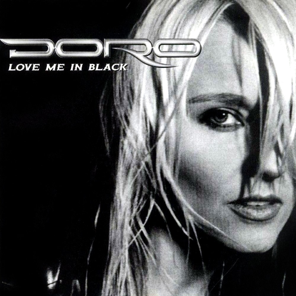 Cover image for Love Me in Black