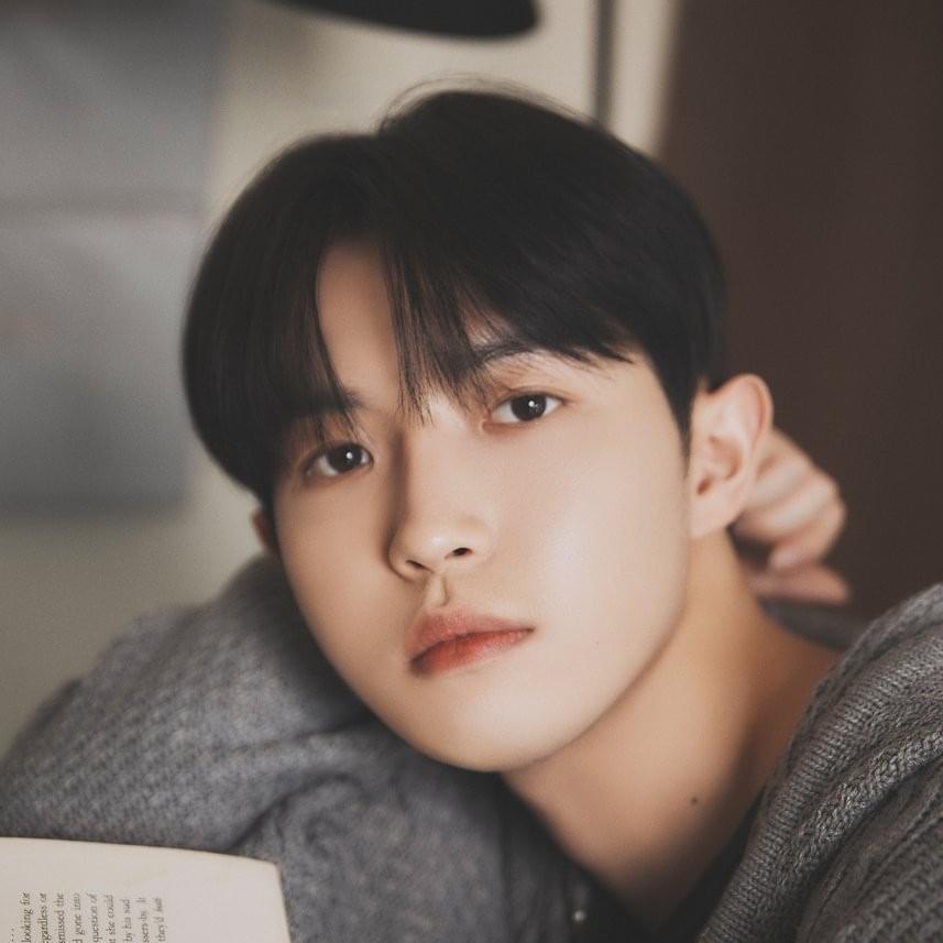 Photo of KIM JAE HWAN (김재환)