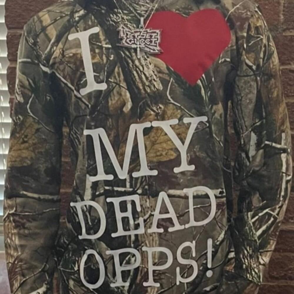 Album cover art for "Dead People" by BIGBABYGUCCI