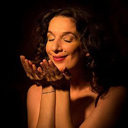 Photo of Dulce Pontes