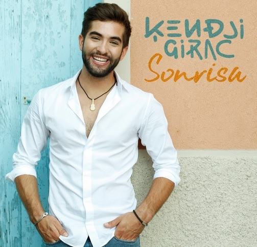 Album cover art for "Sonrisa" by Kendji Girac