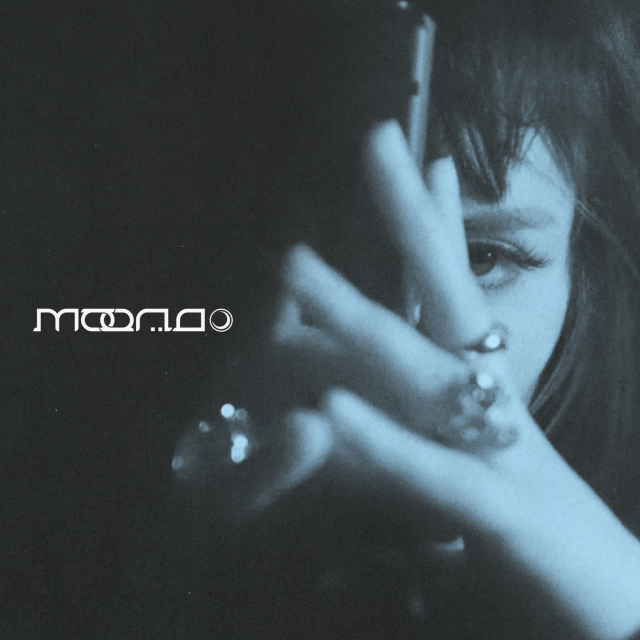 Album cover art for "Validée" by Moona