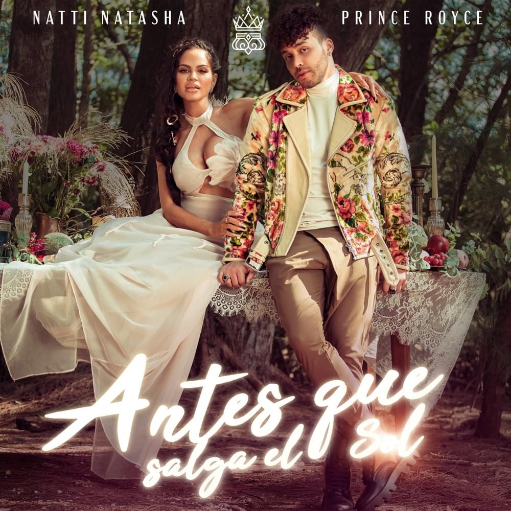 Album cover art for "ANTES QUE SALGA EL SOL" by NATTI NATASHA