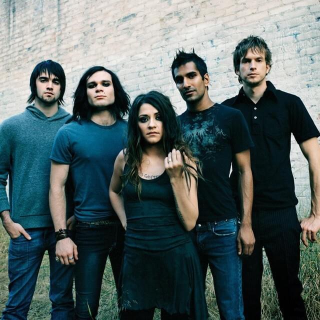 Flyleaf Profile Picture Photo of Flyleaf