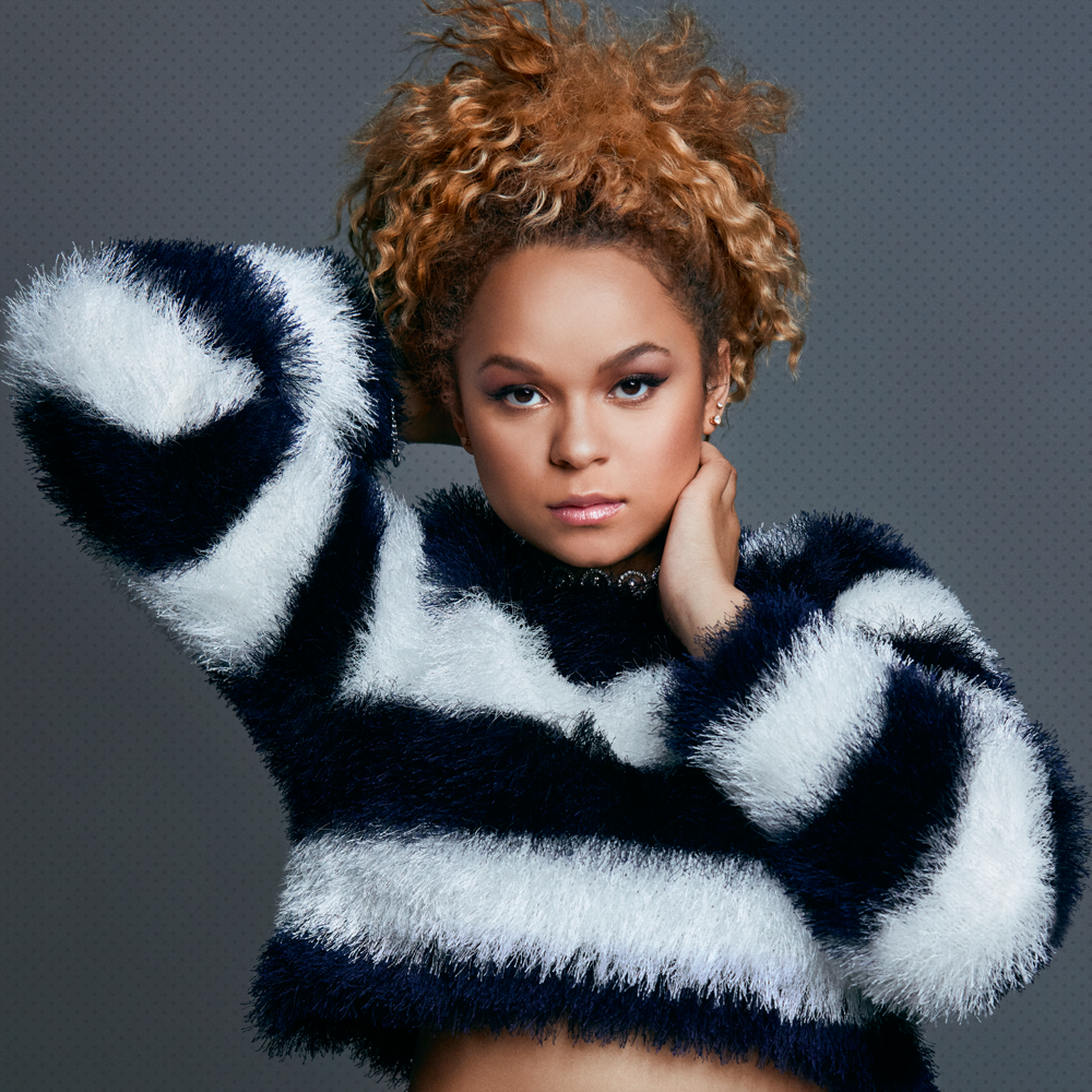 Rachel Crow Profile Picture Photo of Rachel Crow