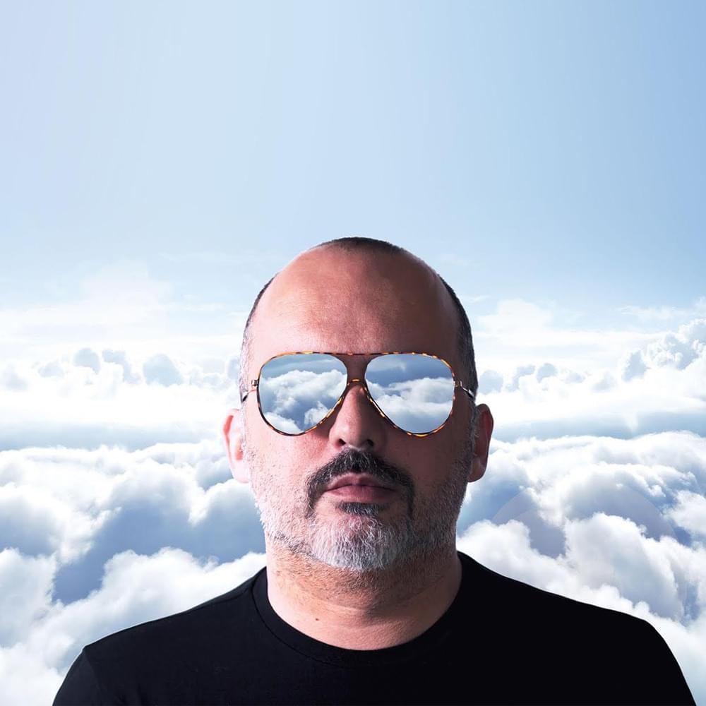 Album cover art for "Kao u snu" by Tony Cetinski