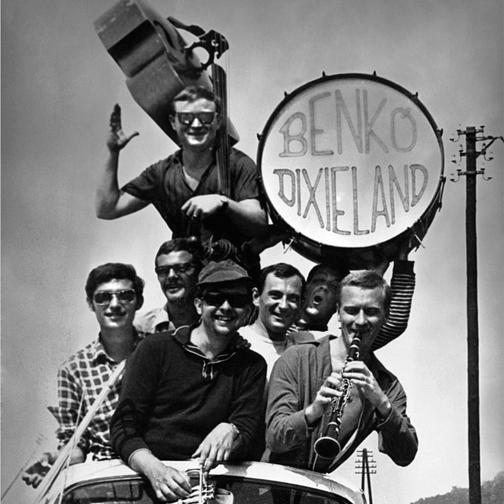 Tip-top by Benkó Dixieland Band