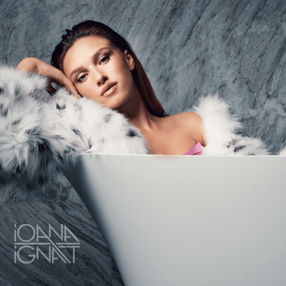 Album cover art for "L�ng inima ta" by Ioana Ignat