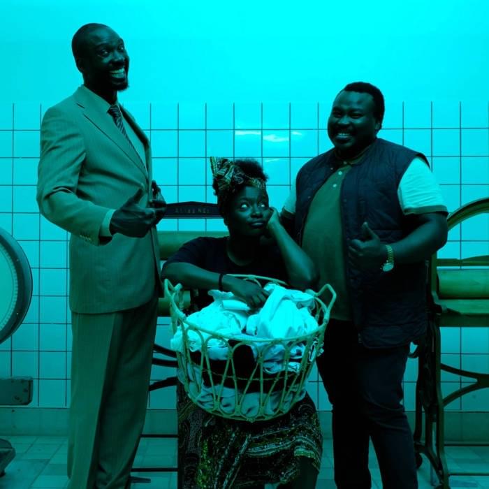Mum Does the Washing by Joshua Idehen
