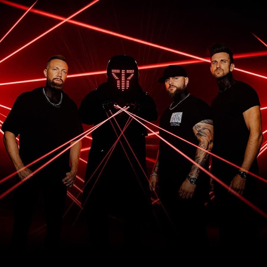 Cover image for Smash Into Pieces