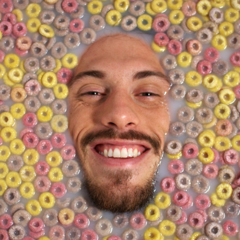 Album cover art for "Bin für dich da" by GReeeN