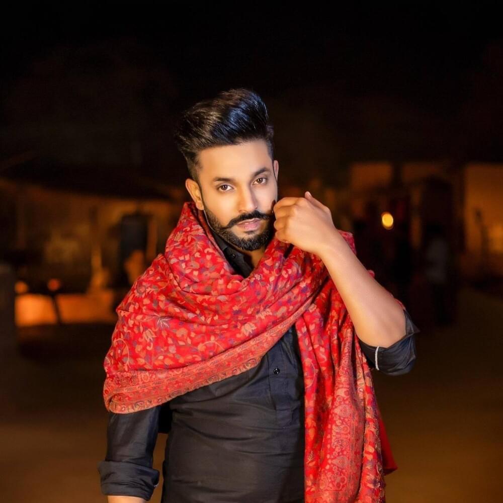 Dilpreet Dhillon Profile Picture Photo of Dilpreet Dhillon