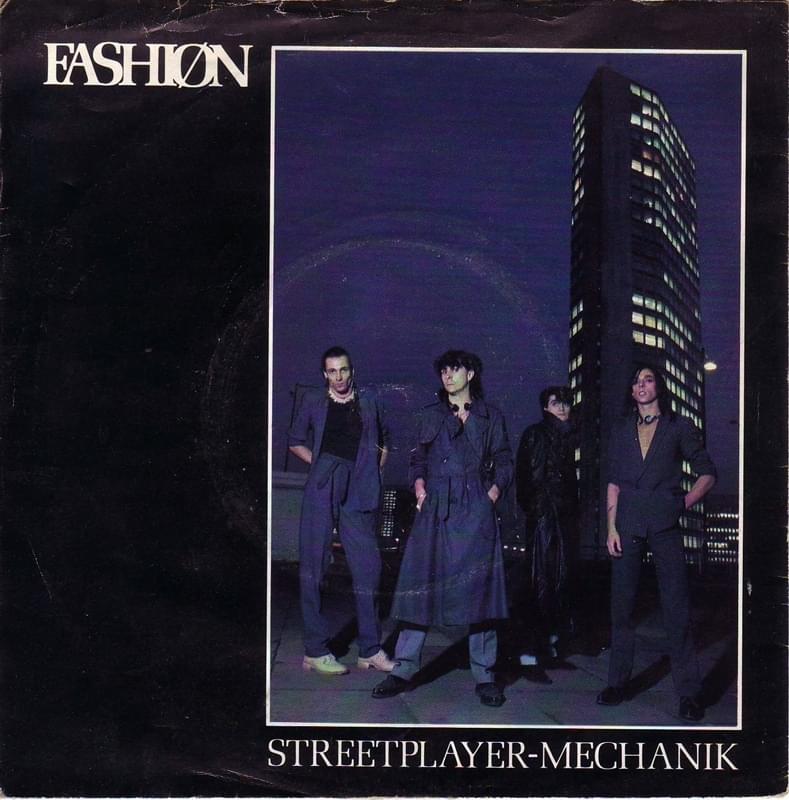 Streetplayer - Mechanik by Fashiøn
