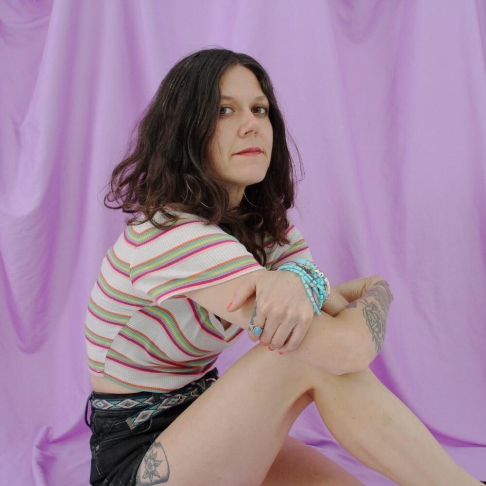 Lilly Hiatt Profile Picture Photo of Lilly Hiatt