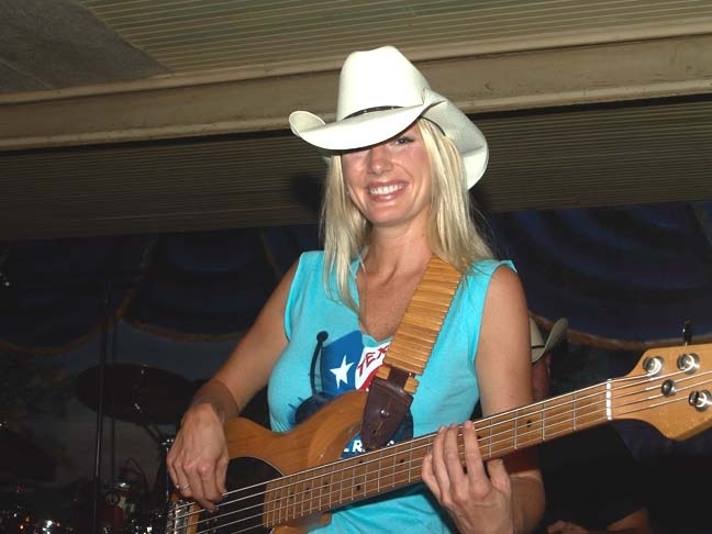 Michelle Poe Profile Picture Photo of Michelle Poe