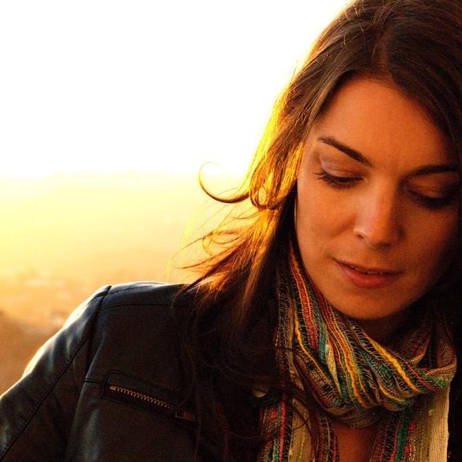 Michelle Featherstone Profile Picture Photo of Michelle Featherstone