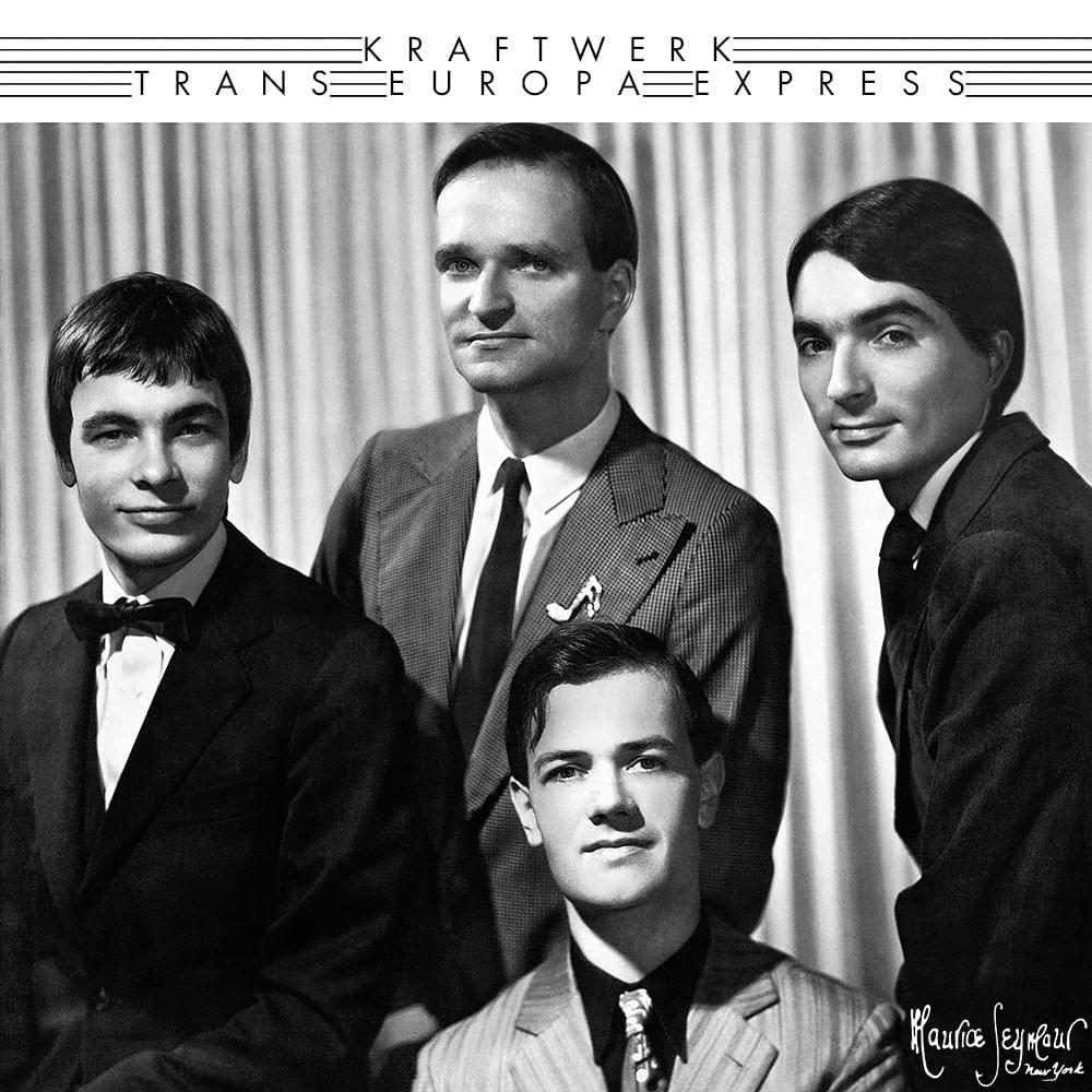 Album cover art for "Spiegelsaal" by Kraftwerk