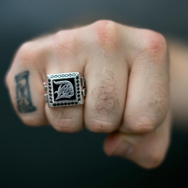 Album cover art for "Knuckle Sandwich" by Apathy