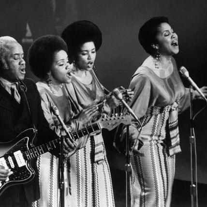 Cover image for The Staple Singers