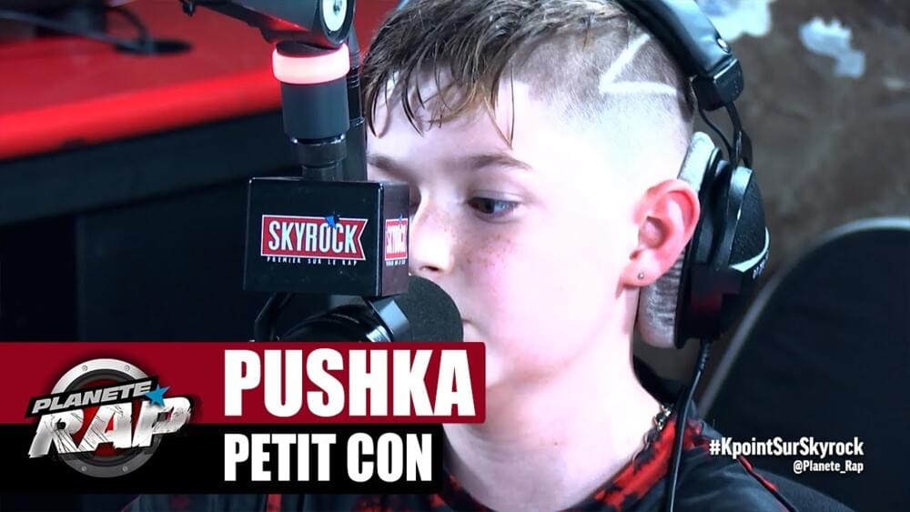 Album cover art for "Petit con" by KPoint
