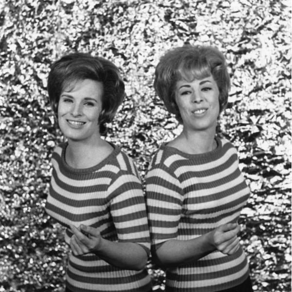 The Lewis Sisters Profile Picture Photo of The Lewis Sisters