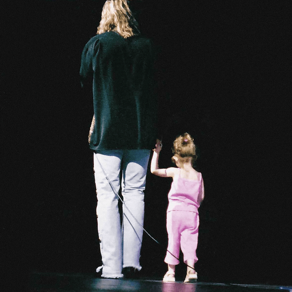 Album cover art for "Noah (Stand Still)" by Noah Cyrus