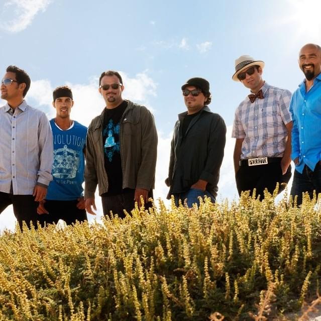 Cover image for Ozomatli