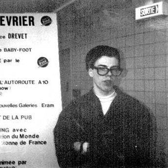 Cover image for Amazing Blonde Women: Momus demos from 1988