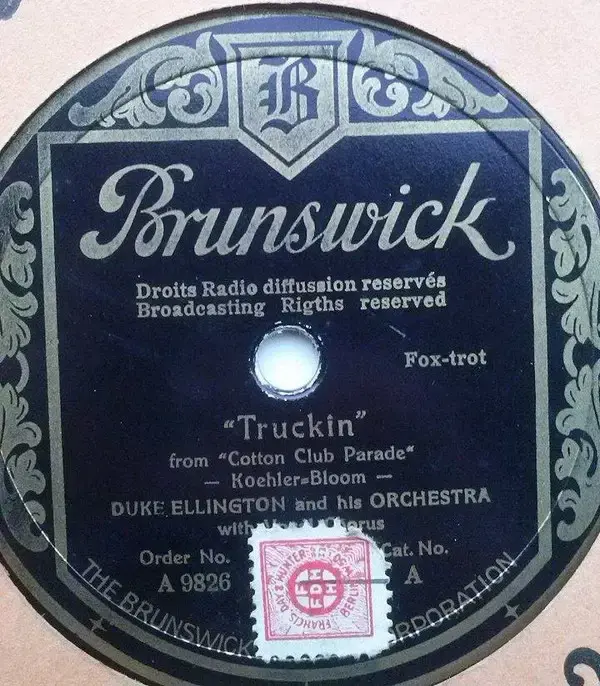 Album cover art for "Truckin’" by Duke Ellington & Ivie Anderson