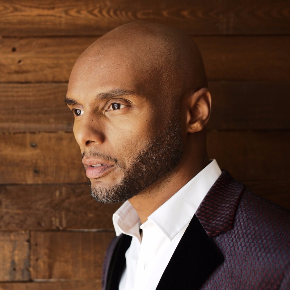 Kenny Lattimore Profile Picture Photo of Kenny Lattimore