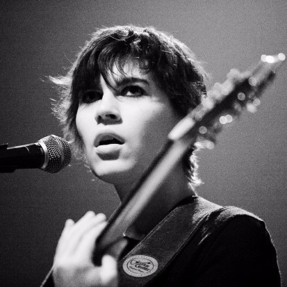 Photo of Kaki King