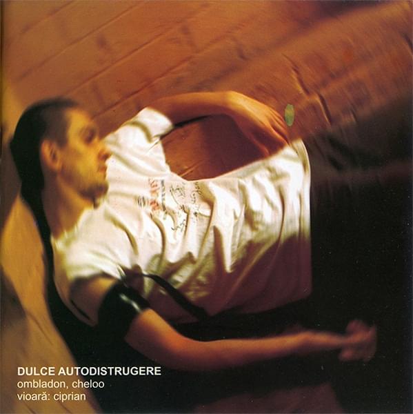 Album cover art for "Dulce autodistrugere" by Paraziții