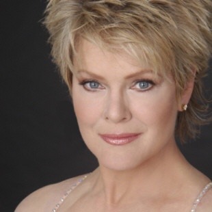 Photo of Gloria Loring