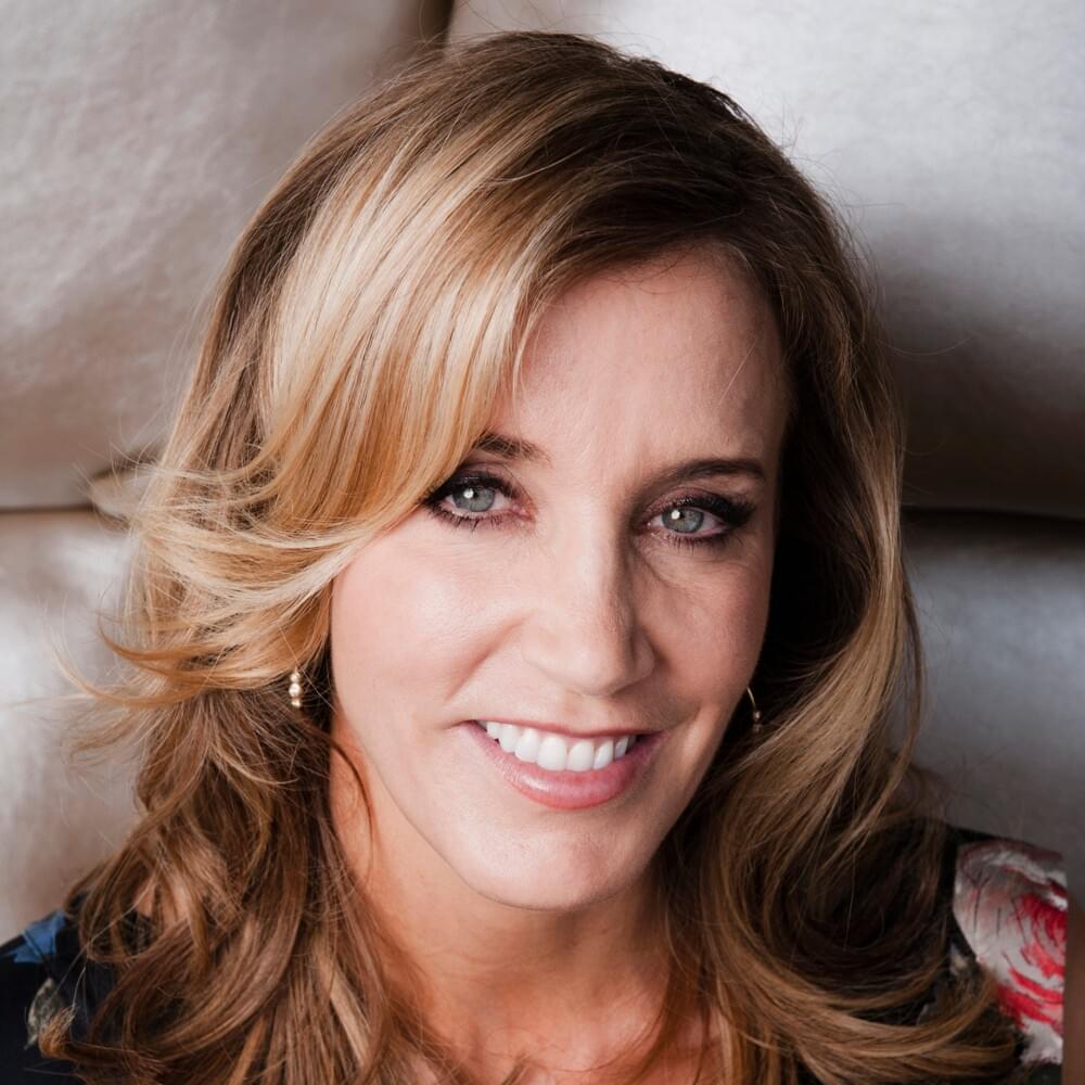 Felicity Huffman Profile Picture Photo of Felicity Huffman