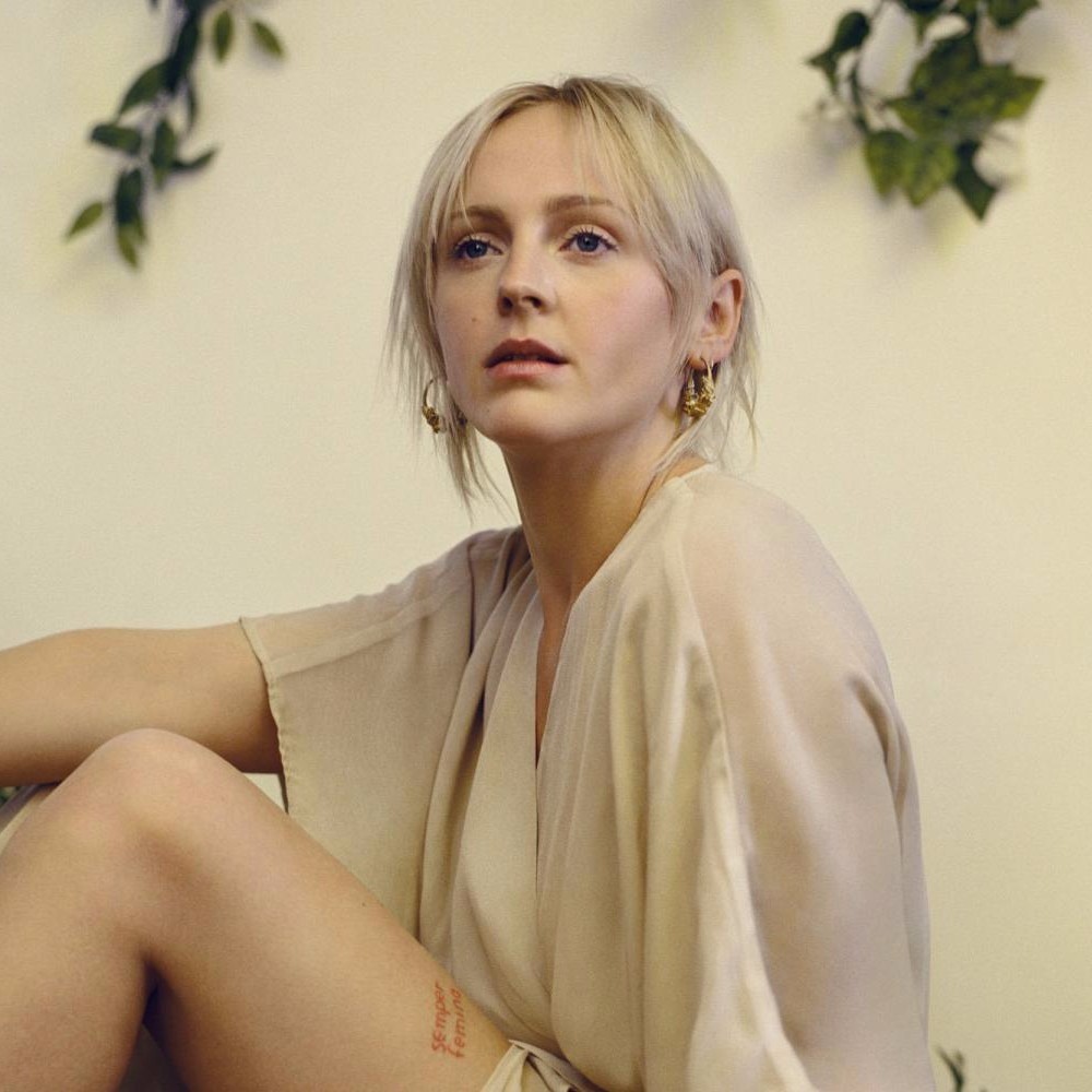 Laura Marling Profile Picture Photo of Laura Marling