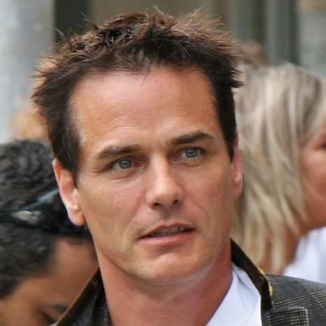 Paul Gross (Actor) Profile Picture Photo of Paul Gross (Actor)