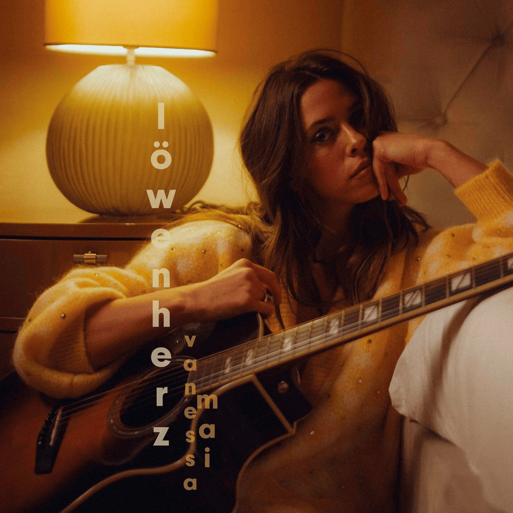 Album cover art for "Löwenherz" by Vanessa Mai