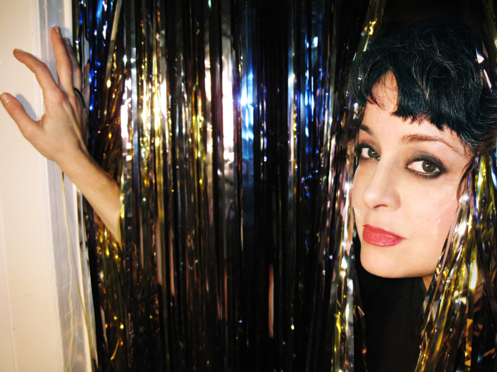Cover image for Kelly Hogan