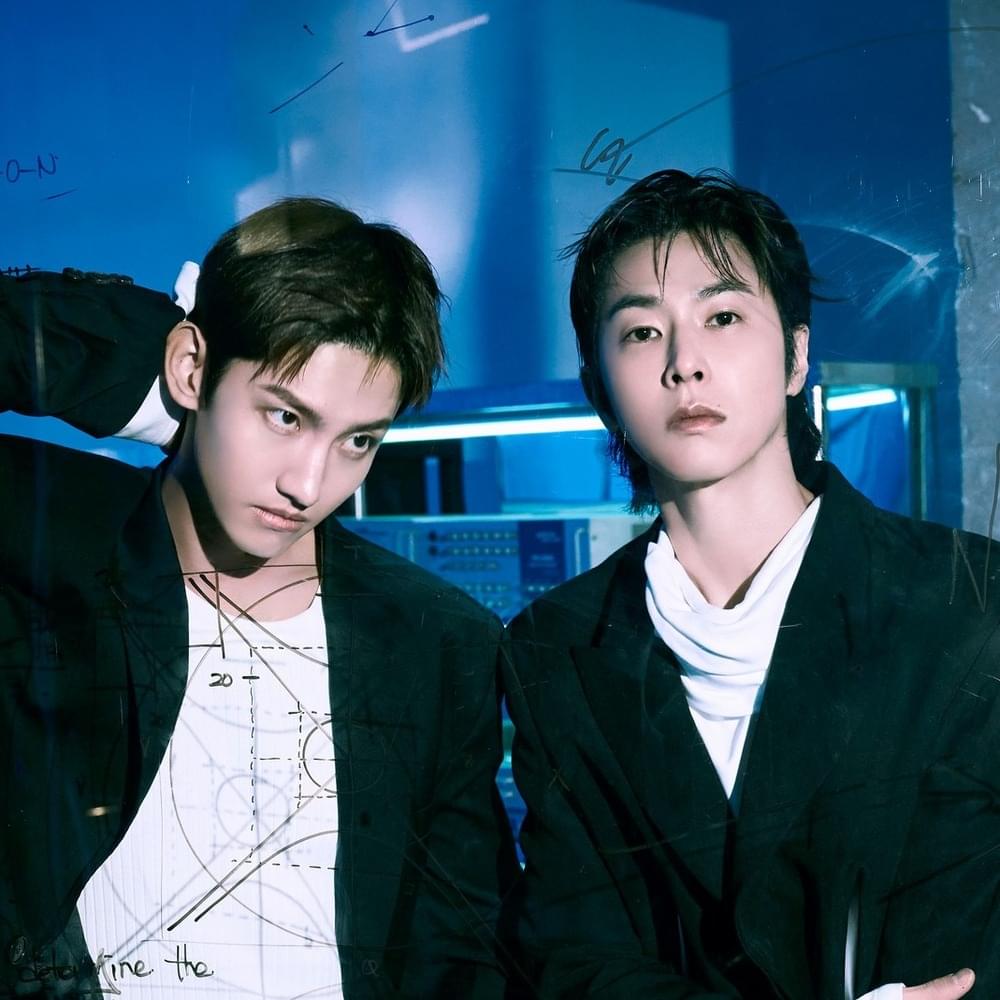 Cover image for TVXQ! (동방신기)