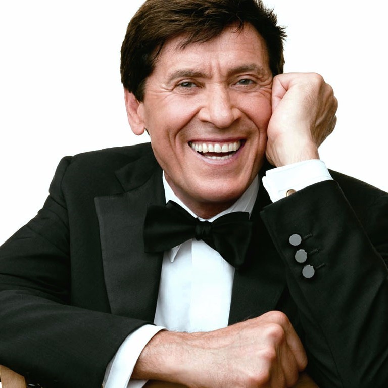 Gianni Morandi Profile Picture Photo of Gianni Morandi