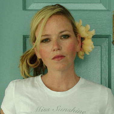 Photo of Kay Hanley
