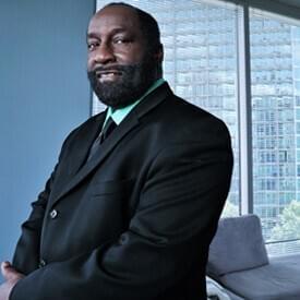 Luther Barnes Profile Picture Photo of Luther Barnes