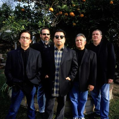 Photo of Los Lobos