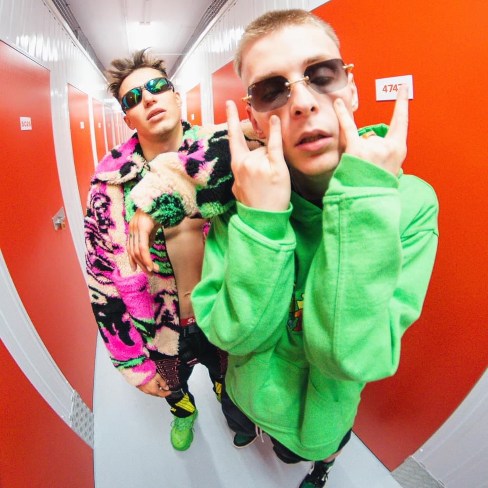 Album cover art for "DLA ZIOMALI" by Oki & Żabson