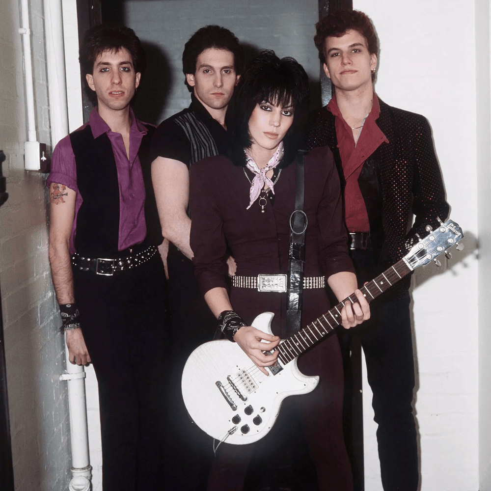 Joan Jett and the Blackhearts Profile Picture Photo of Joan Jett and the Blackhearts