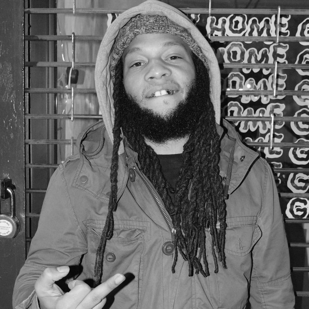 Photo of Henny L.O.