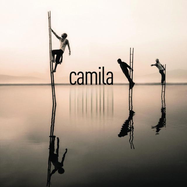 Album cover art for "De Mí" by Camila