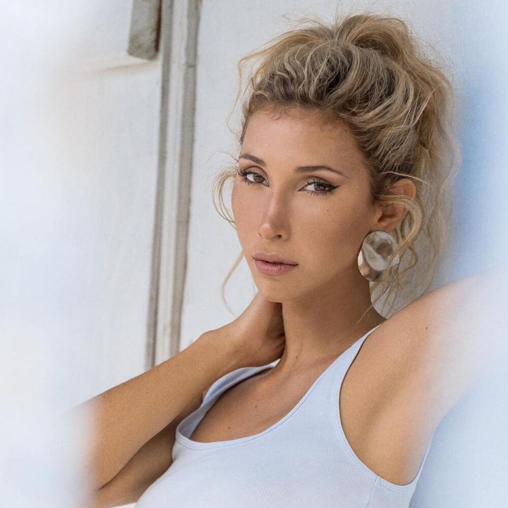 Photo of Ana Paula